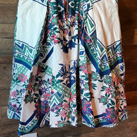 Alya floral dress PTP: 18 inches W: 15 inches L: 35 inches approximately - Picture 16 of 16